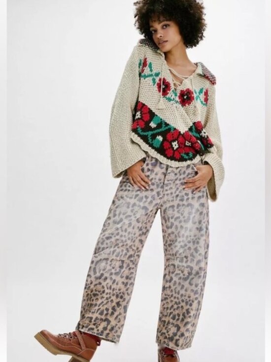 29 LONG We The Free People Good Luck Printed Barrel Jeans Cheetah Leopard Animal - Picture 2 of 13